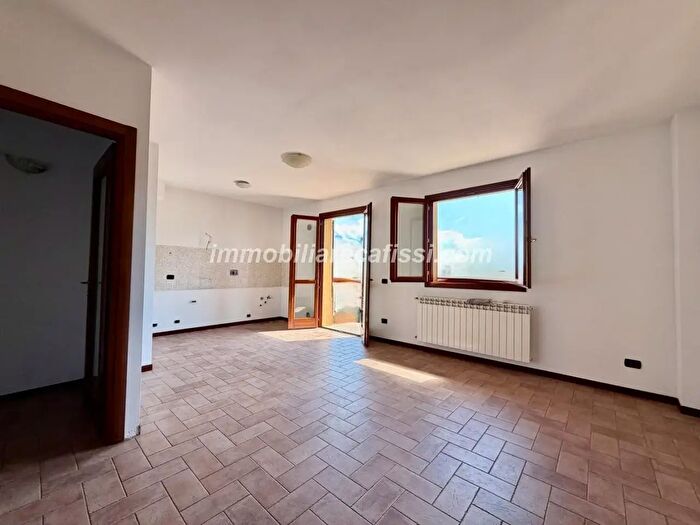 Appartamento quadrilocale in affitto in Comeana, Carmignano