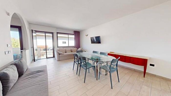 Appartamento con 6 locali in vendita in Piemonte, BellariaIgea Marina