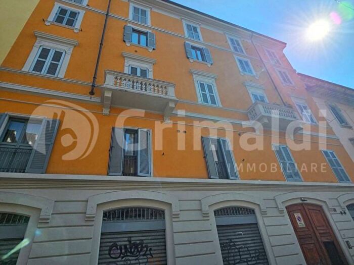 Appartamento trilocale in affitto in Via Atto Vannucci, Porta Romana Medaglie d'Oro, Milano