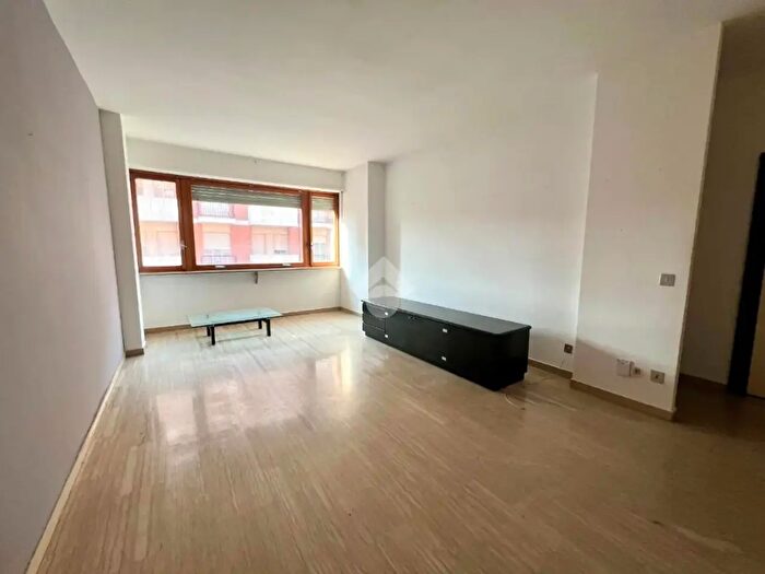 Appartamento con 5 locali in vendita in Corso Piave, Alba