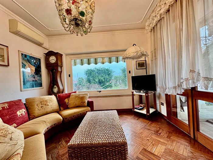 Appartamento con 5 locali in affitto in Via dei Pioppi, Venezia