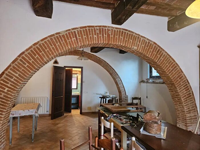 Casa quadrilocale in vendita in Località Caioncola, Castiglione Del Lago