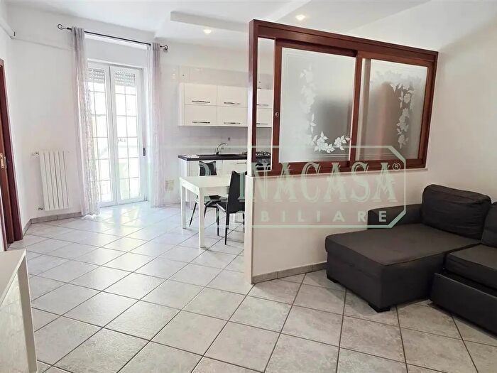 Appartamento trilocale in affitto in Via Simonetti, Martina Franca