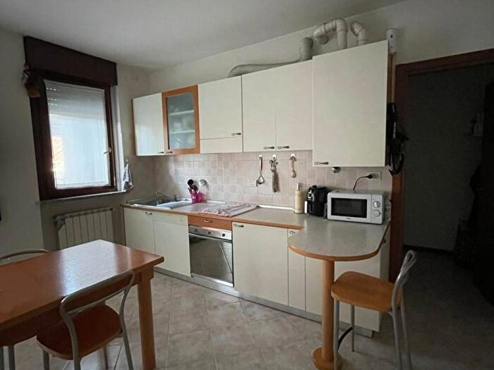 Appartamento monolocale in affitto in Via Maddalena da Canossa, Centro, Magenta