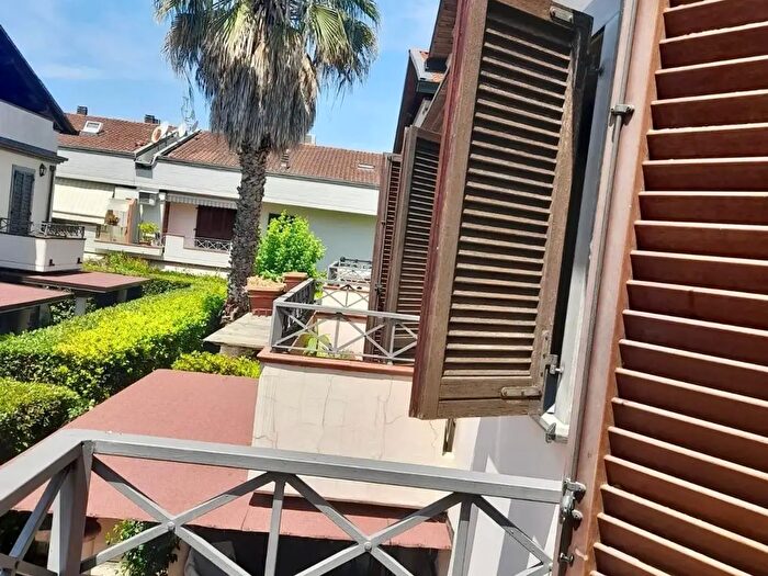 Appartamento quadrilocale in vendita in Massa