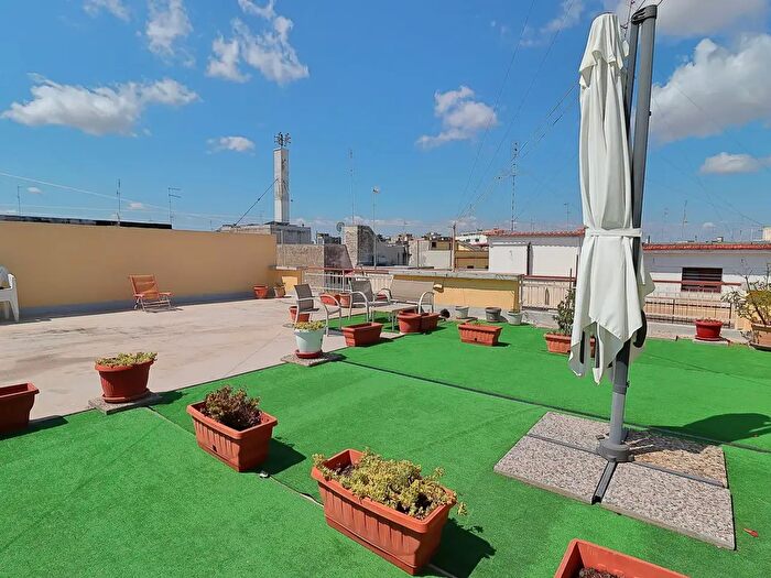Casa trilocale in vendita in Via Carbonai, Bari
