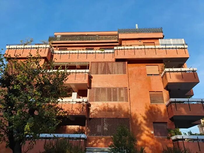 Appartamento con 6 locali in vendita in Via Città di Castello, Roma