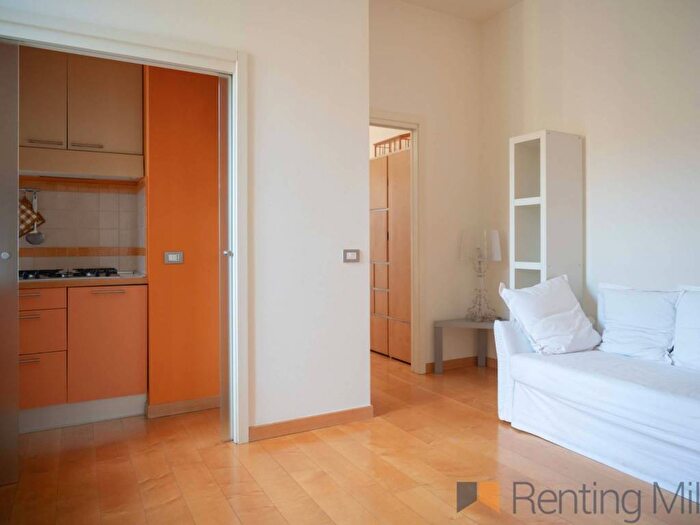 Appartamento bilocale in affitto in Via Trincea delle Frasche, Corso San Gottardo, Milano