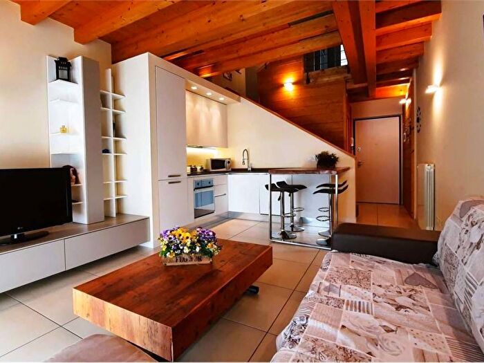 Appartamento bilocale in affitto in Centro, Castione della Presolana