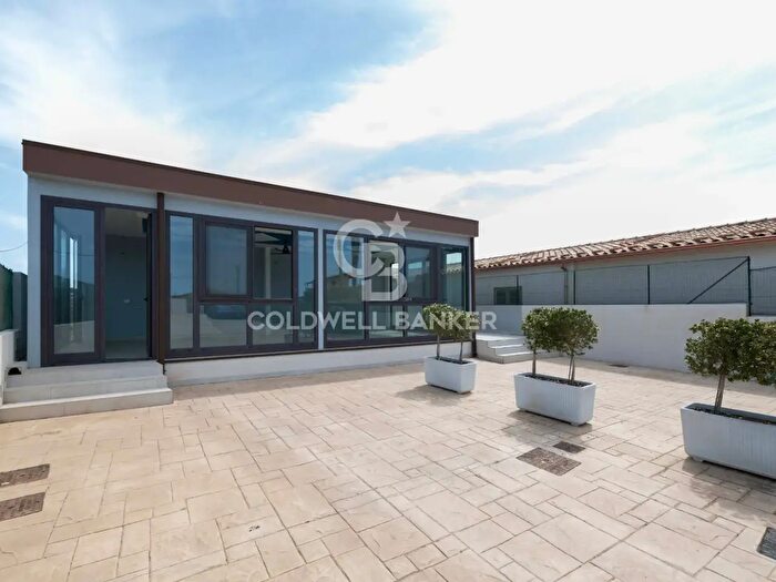 Casa con 5 locali in vendita in Via Marettimo, Scicli
