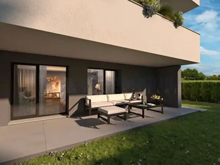 Appartamento trilocale in vendita in Via Gabriele dAnnunzio, Treviolo