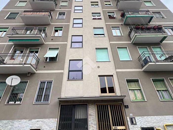 Appartamento bilocale in affitto in Via Marazzani, Cimiano, Milano