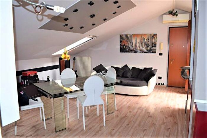 Appartamento trilocale in vendita in Via Pagno, Saluzzo