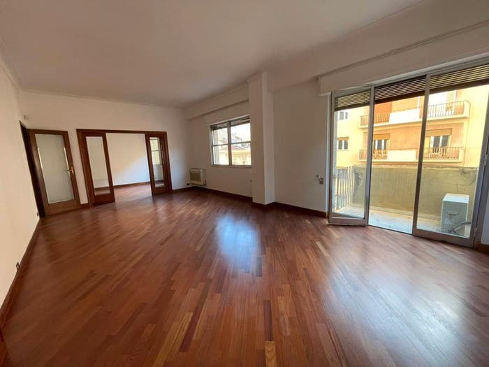 Appartamento con 5 locali in affitto in Via Domenico di Marco, Libertà Villabianca, Palermo
