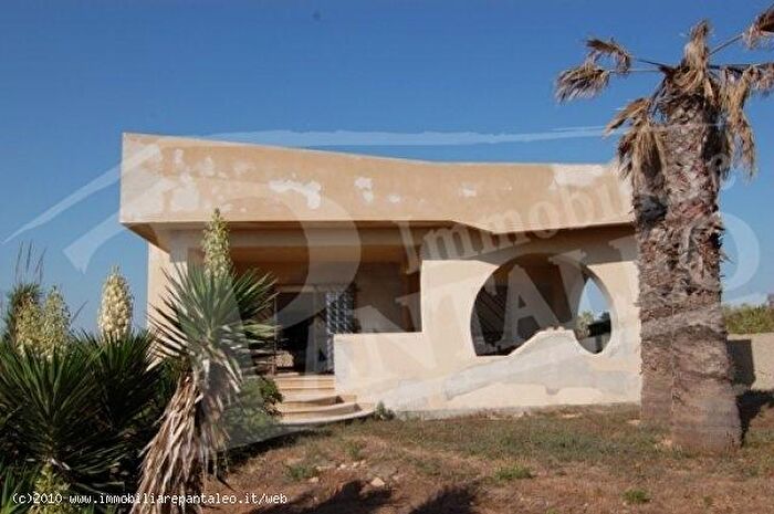 Casa quadrilocale in vendita in Petrosino