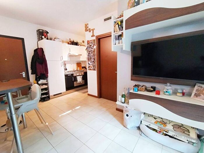 Appartamento bilocale in affitto in Via Volturno, Centro, San Donato Milanese