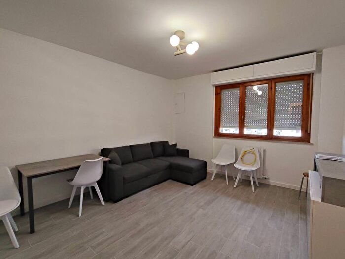 Appartamento bilocale in affitto in Via Guido Rossa, Centro, Rozzano