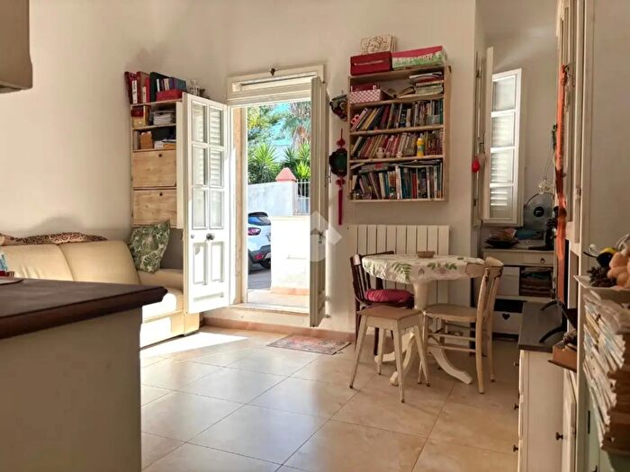 Casa bilocale in vendita in Via Provenzano, Alezio