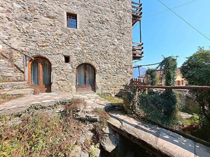 Case in Vendita e in Affitto - 3