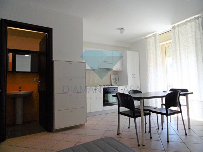 Appartamento monolocale in affitto in Via Vicenza, Province Veneto, Catania