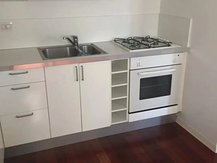 Appartamento trilocale in affitto in Via Vendramini, Padova