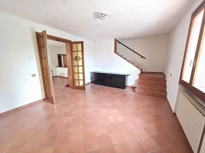 Casa con 5 locali in vendita in Cerreto Guidi