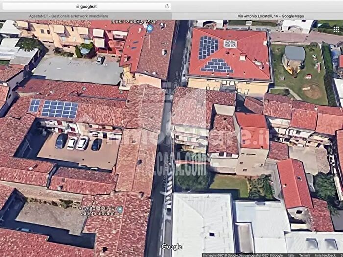 Casa con 12 locali in vendita in Papa Giovanni XXIII, Villa Di Serio