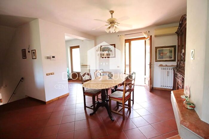 Appartamento con 7 locali in vendita in Via del Burlamacco Traversa I, Lucca