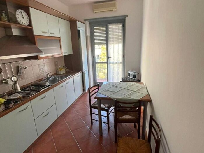 Appartamento trilocale in affitto in Via Giuseppe Baretti, San Salvario Baretti, Torino