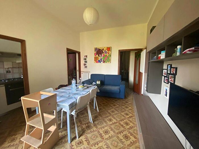 Appartamento trilocale in affitto in Via Colombo, Piacenza