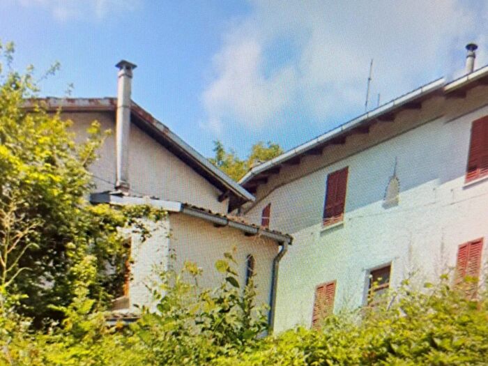 Casa con 10 locali in vendita in Ceci, Brallo Di Pregola