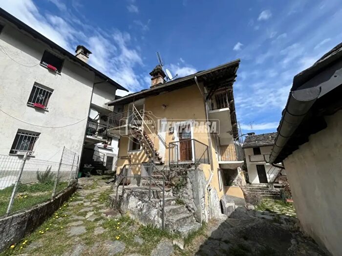 Casa bilocale in vendita in Borgata Zaunere, Locana