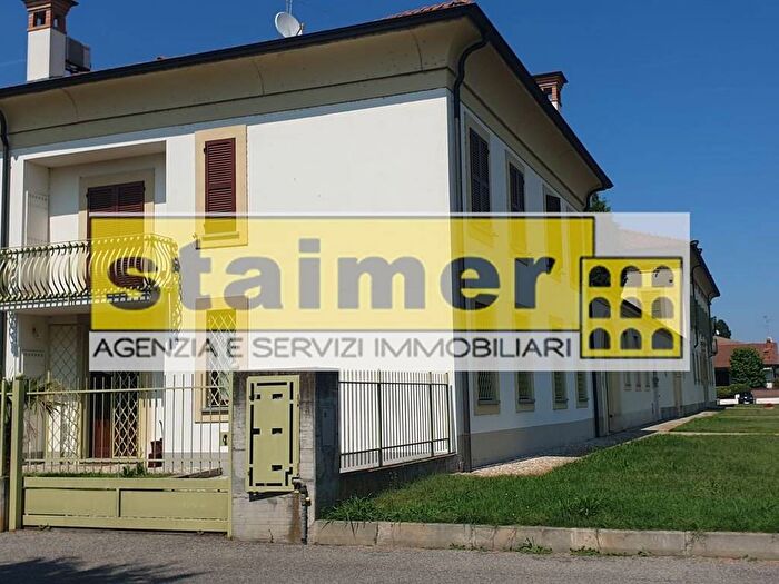 Appartamento bilocale in affitto in via Monte Nero, Muzza SantAngelo, Cornegliano Laudense