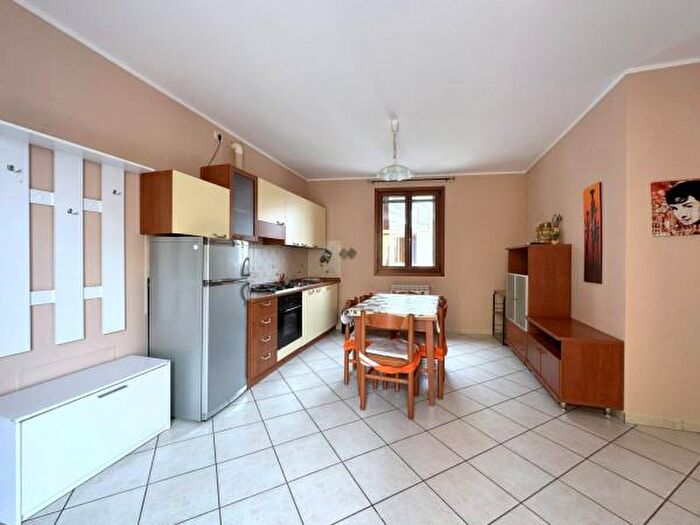 Appartamento trilocale in affitto in Via Roma, Porto Viro