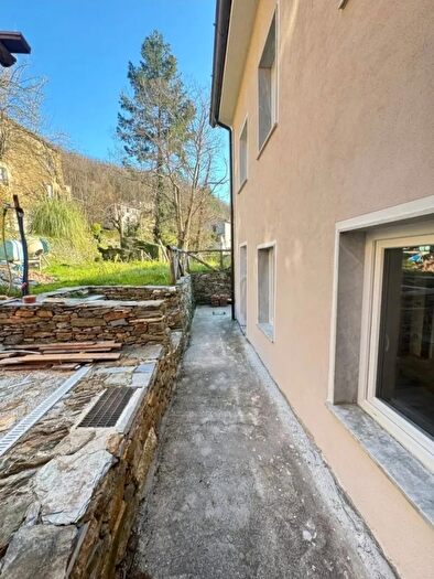 Casa bilocale in vendita in Seravezza