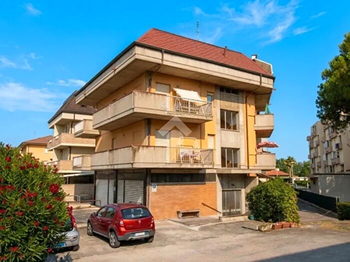 Appartamento trilocale in vendita in Via Parma, Porto Sant'Elpidio