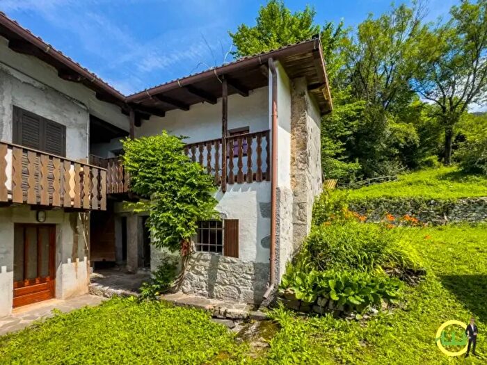 Casa trilocale in vendita in Lauco