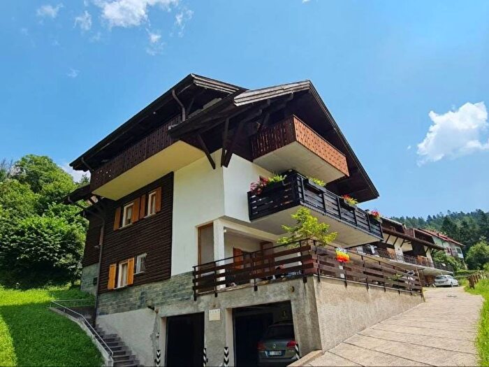 Appartamento trilocale in affitto in Località Virti, Folgaria