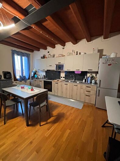 Appartamento con 5 locali in vendita in Badia Polesine