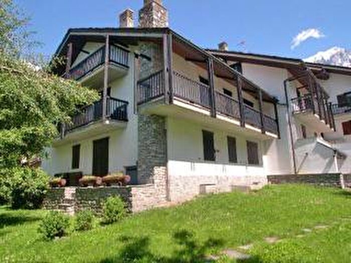 Appartamento trilocale in affitto in Via Panei, Centro, Courmayeur