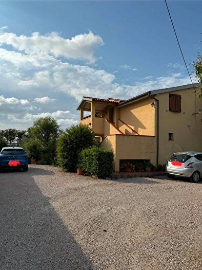 Casa con 14 locali in affitto in Manciano