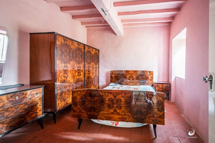 Appartamento trilocale in vendita in Via Castello, Serramazzoni