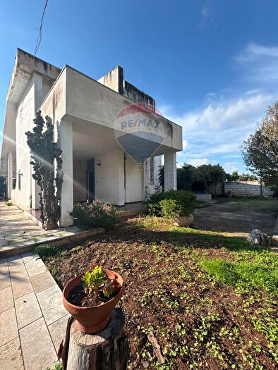 Casa con 7 locali in vendita in Traversa di Via Giulio Petroni, Bari