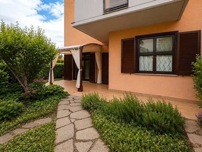 Casa con 6 locali in vendita in Via Vittorio Alfieri, San Gillio