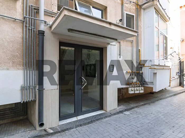 Appartamento trilocale in vendita in Via Salvatore Grasso, Catania