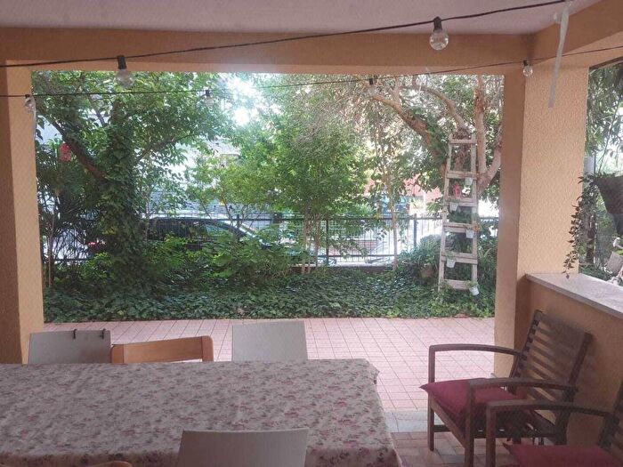Appartamento quadrilocale in affitto in Viale dei Mille, Paese, Riccione