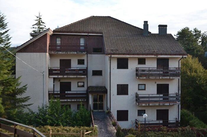 Appartamento trilocale in affitto in Via Arano, Ovindoli