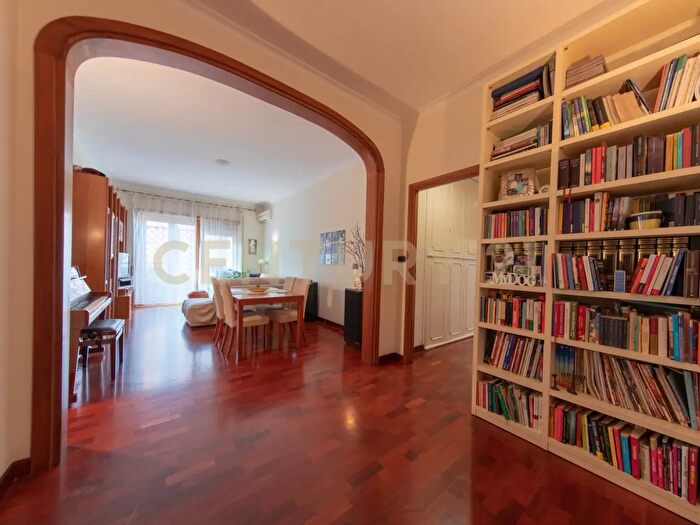 Appartamento in vendita in Via Latina, Roma