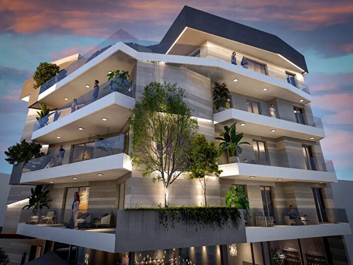 Appartamento quadrilocale in affitto in Via Tito Minniti, Lecce