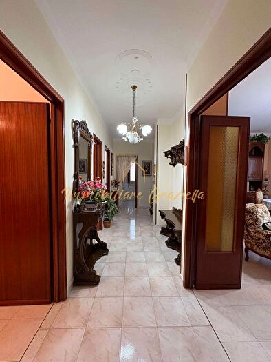 Appartamento con 5 locali in vendita in Ventimiglia